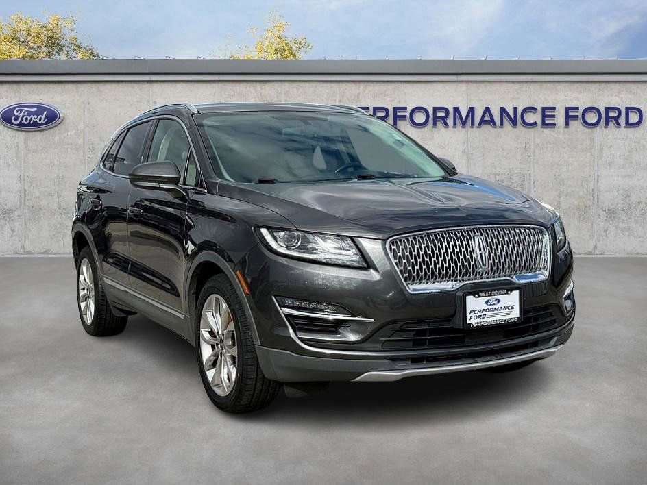 Used 2019 Lincoln MKC Select w/ Select Plus Package image 4