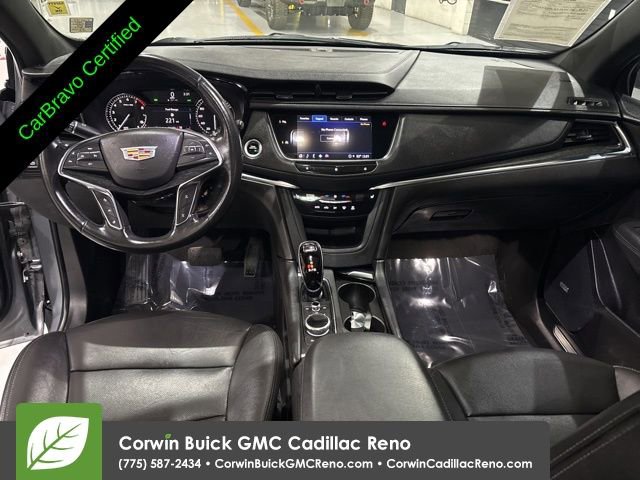 Used 2021 Cadillac XT5 Premium Luxury image 25