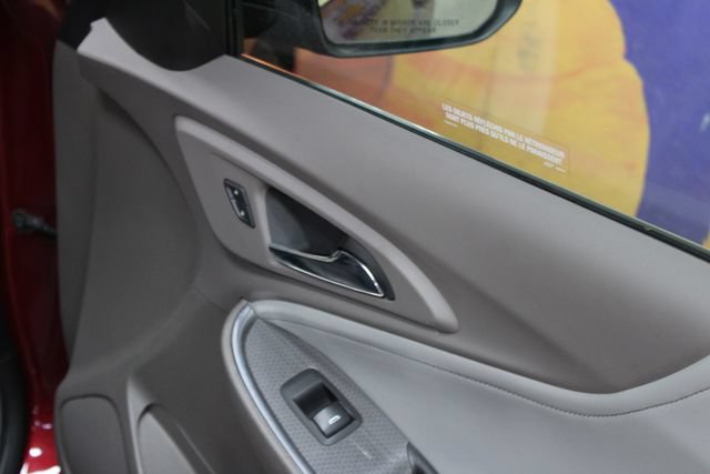 Used 2017 Chevrolet Malibu LT w/ True North Edition FWD image 11
