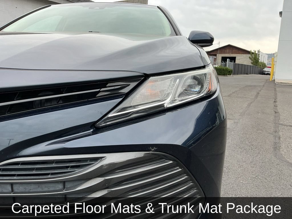 Used 2018 Toyota Camry LE FWD image 3