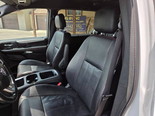Used 2020 Dodge Grand Caravan GT FWD image 20