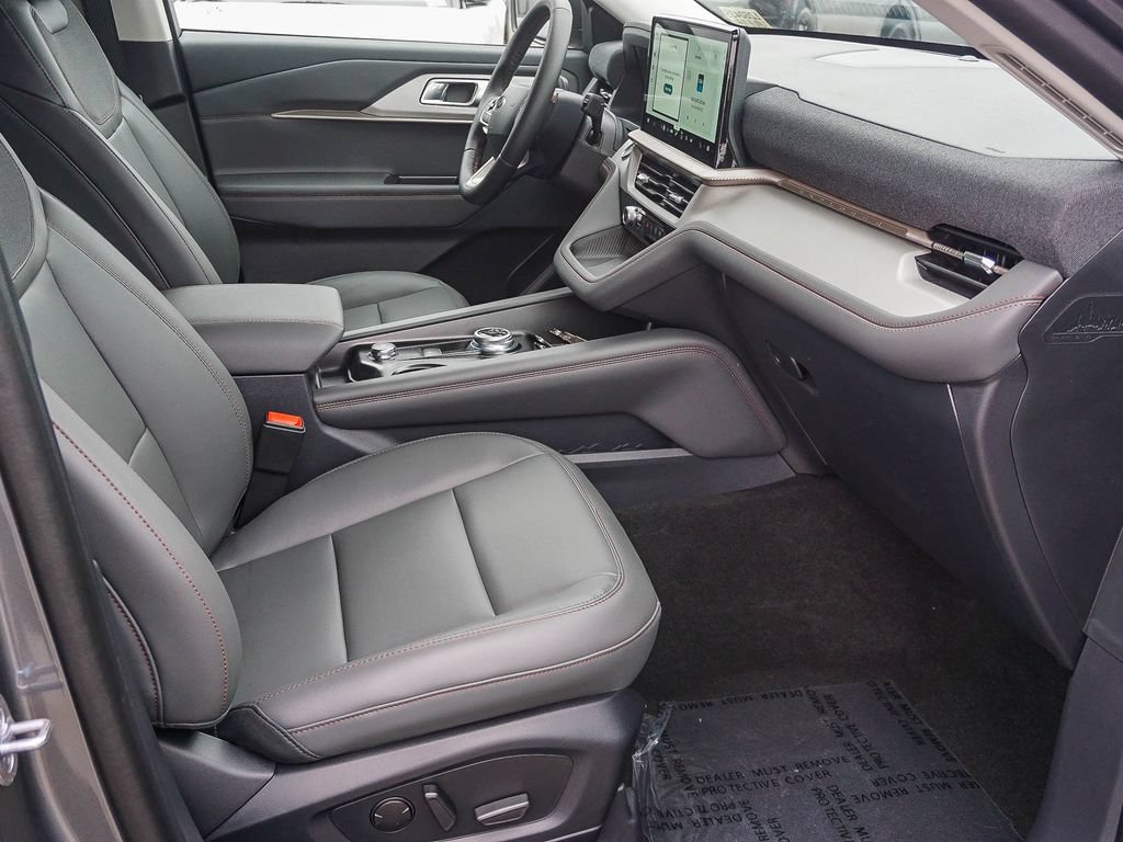 New 2026 Ford Explorer Active w/ Active Comfort Package RWD image 12