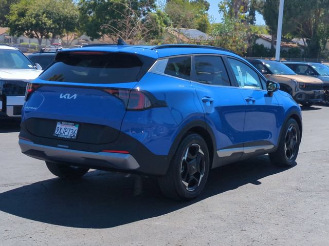 Certified 2026 Kia Sportage EX w/ EX Panorama Roof Package FWD image 3