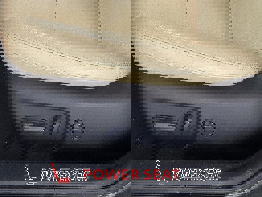 Used 2014 Toyota Avalon XLE Touring image 16