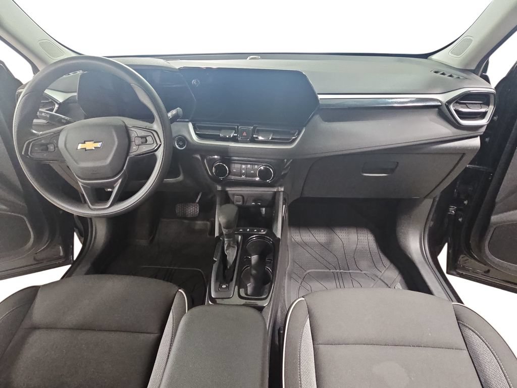Certified 2024 Chevrolet TrailBlazer LT w/ Driver Confidence Package FWD image 11