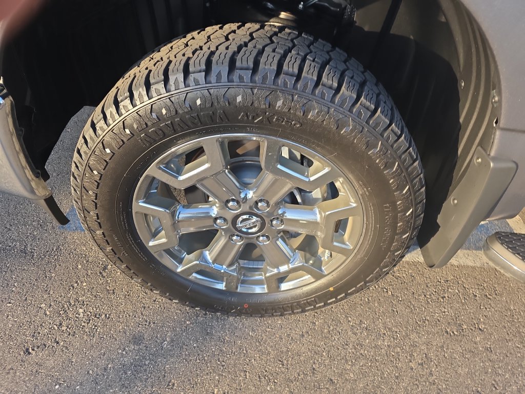 Used 2019 Nissan Titan SV w/ SV Convenience Package AWD/4WD image 25