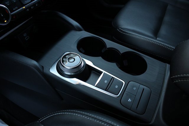 Used 2022 Ford Escape SEL image 18