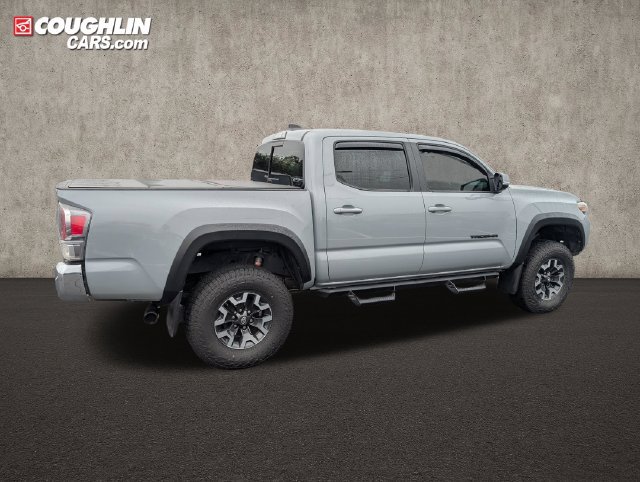 Used 2020 Toyota Tacoma TRD Off-Road AWD/4WD image 8