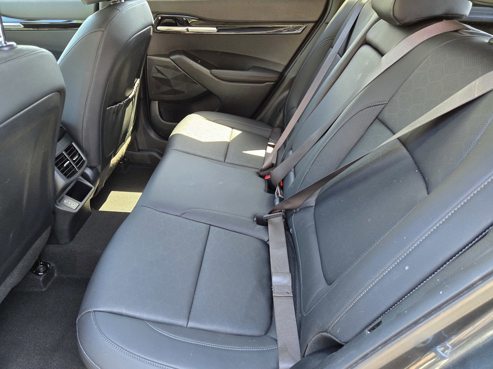 Certified 2024 Kia Seltos SX w/ SX Sunroof Package AWD/4WD image 12