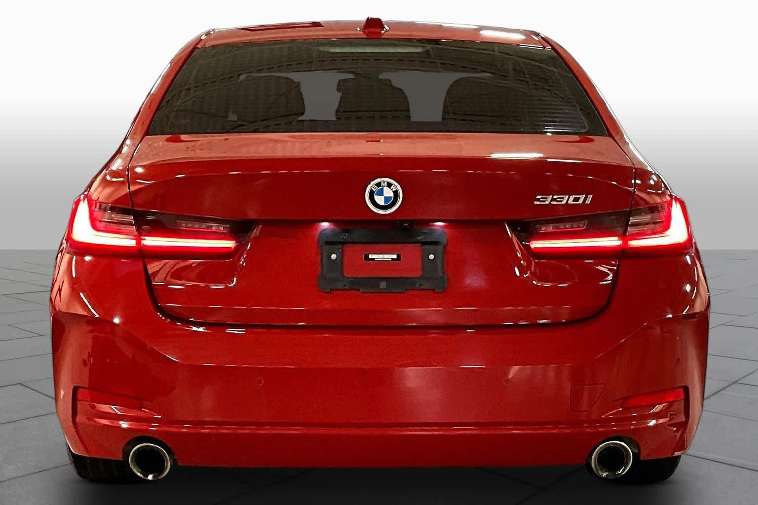 Used 2023 BMW 330i Sedan RWD image 5