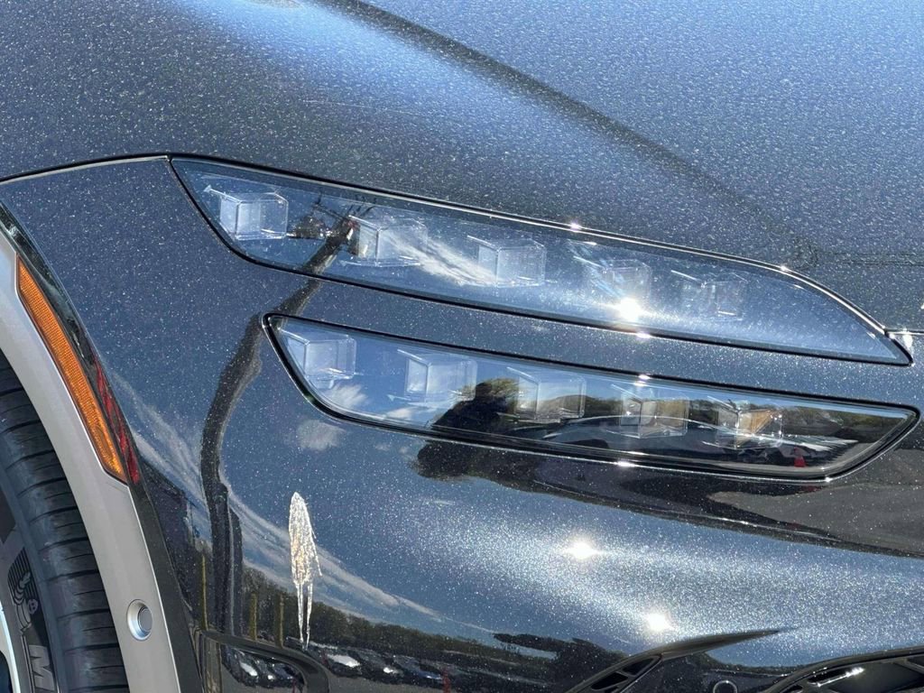 New 2024 Genesis GV60 Advanced AWD/4WD image 9