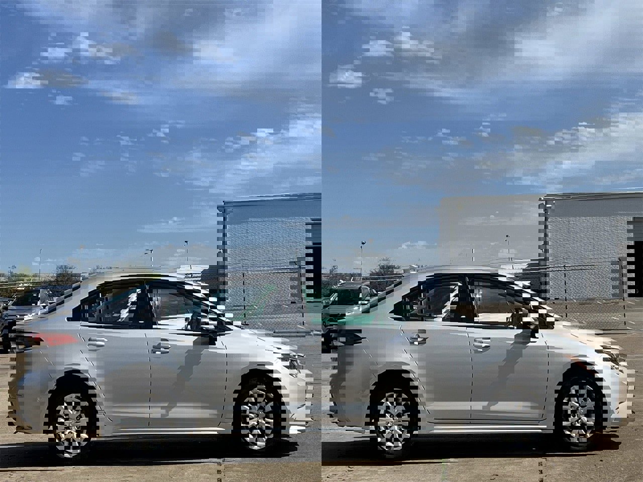 Used 2024 Toyota Corolla LE image 3