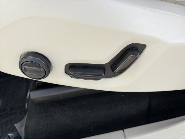 Used 2023 Volvo XC90 B6 Plus w/ Protection Package Premier AWD/4WD image 20