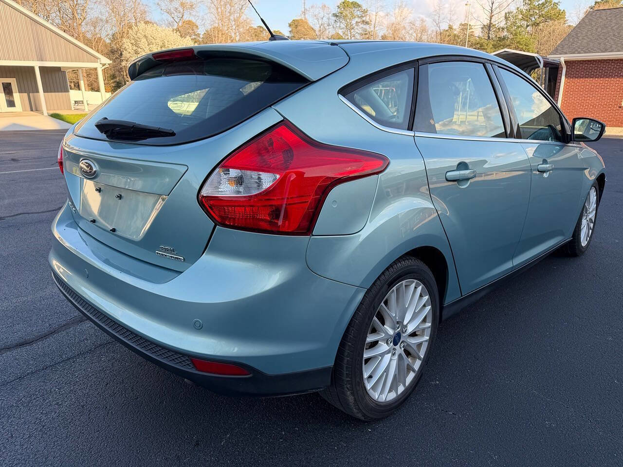 Used 2012 Ford Focus SEL image 7