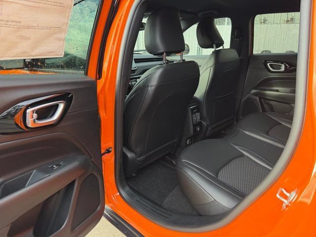 New 2026 Jeep Compass Latitude AWD/4WD image 25
