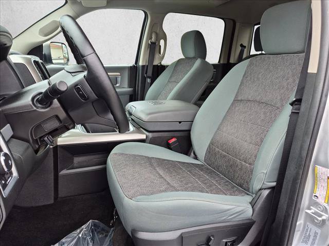 Used 2017 RAM 1500 Big Horn RWD image 16