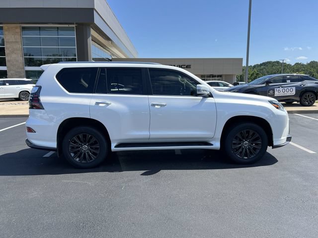 Certified 2023 Lexus GX 460 Premium w/ Accessory Package AWD/4WD image 2