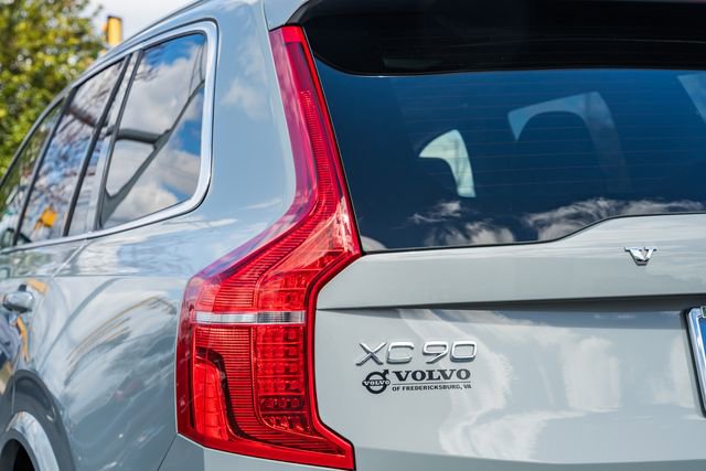 Used 2024 Volvo XC90 T8 Plus w/ Protection Package Premier image 8