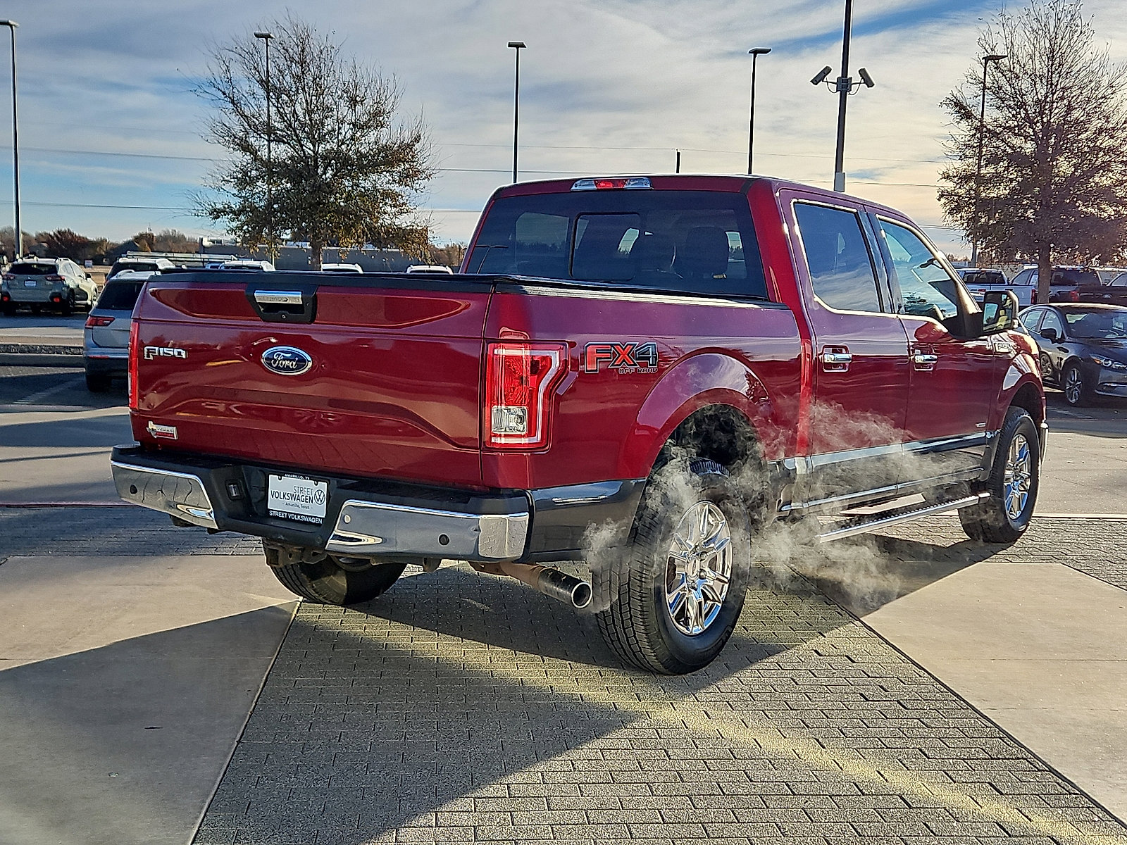 Used 2017 Ford F150 XLT w/ Equipment Group 302A Luxury image 3