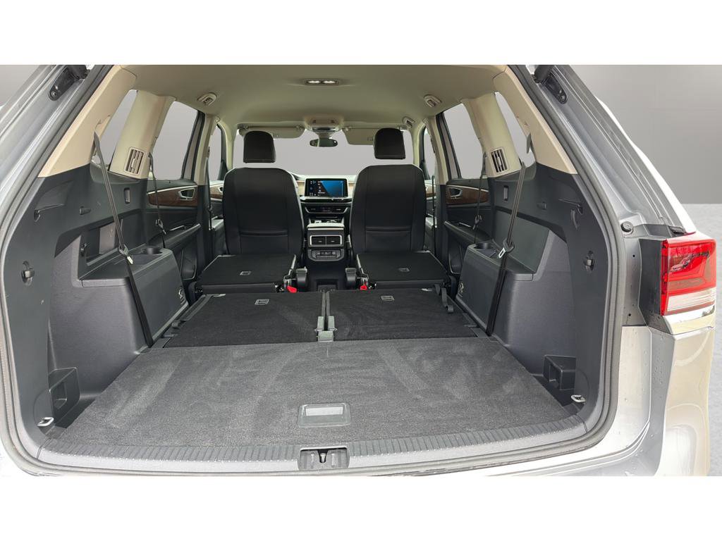 Used 2024 Volkswagen Atlas SE image 18