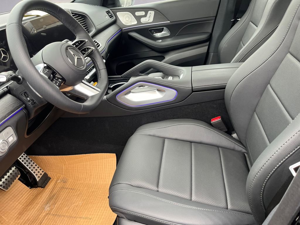New 2025 Mercedes-Benz GLS 450 4MATIC image 6
