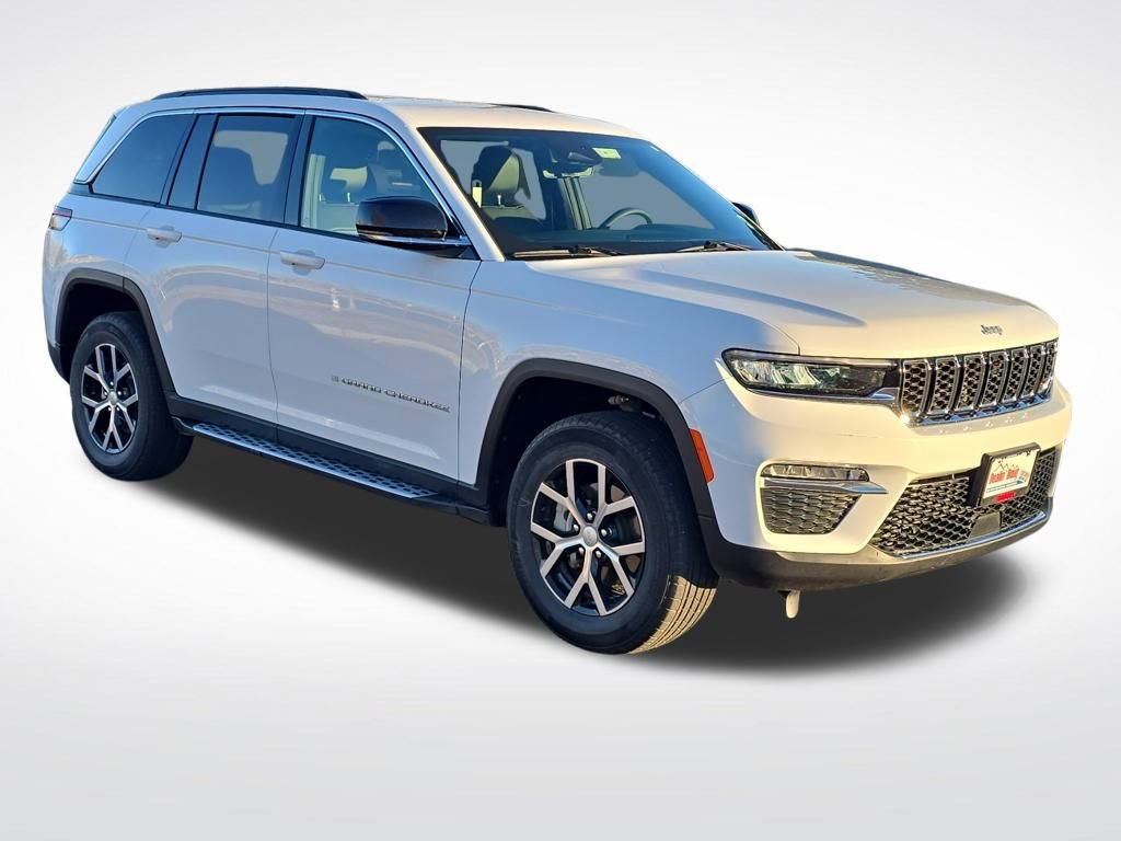 Used 2025 Jeep Grand Cherokee Limited w/ Trailer Tow Package image 9