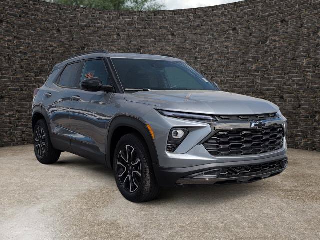 New 2026 Chevrolet TrailBlazer ACTIV w/ Driver Confidence Package FWD image 2