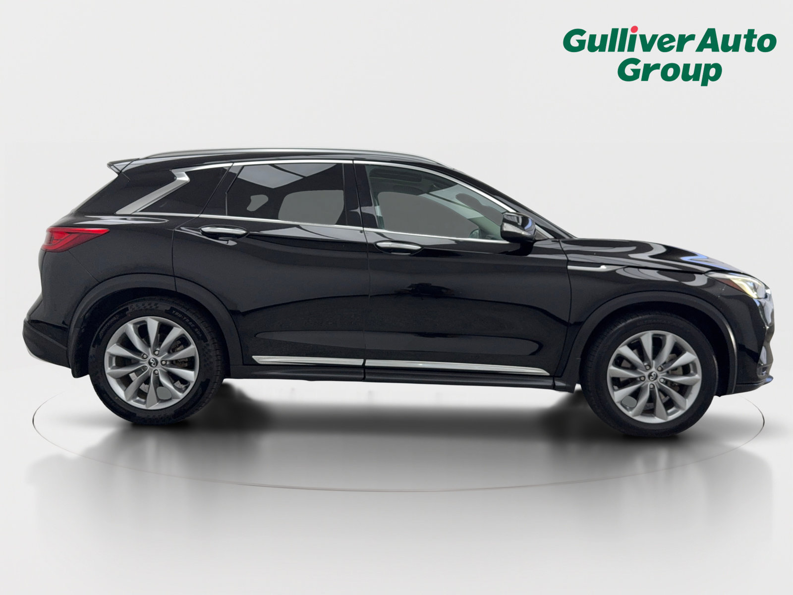 Used 2019 INFINITI QX50 Luxe w/ Navigation Package FWD image 10
