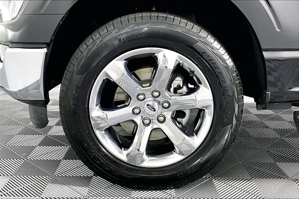 Used 2023 Ford F150 Lariat w/ Equipment Group 502A High AWD/4WD image 8