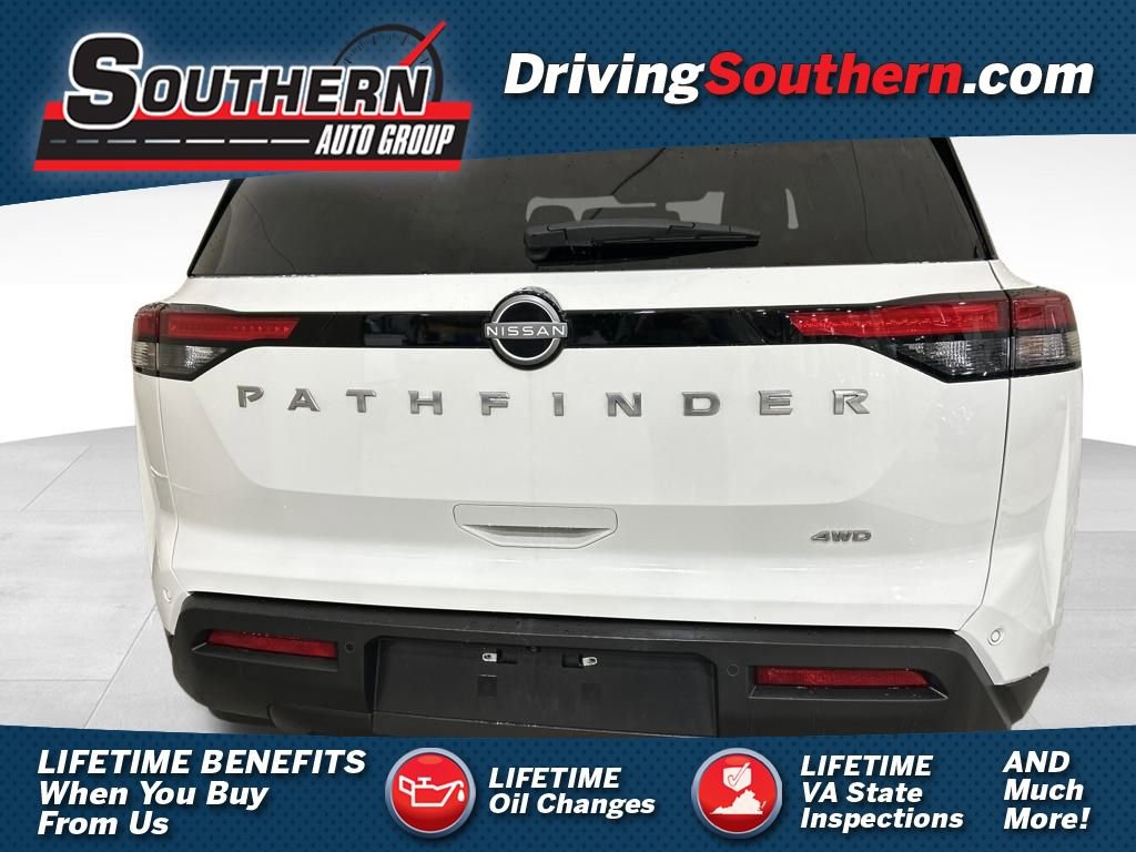 Used 2025 Nissan Pathfinder SV