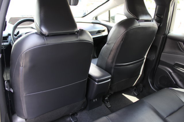 Certified 2023 Toyota Prius XLE FWD image 32