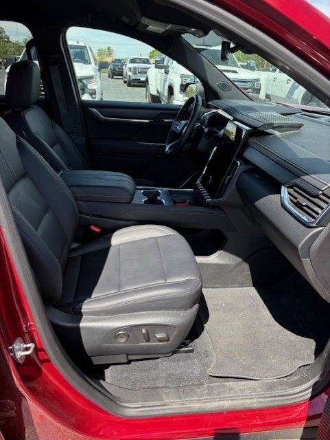 Used 2024 GMC Acadia Elevation FWD image 21