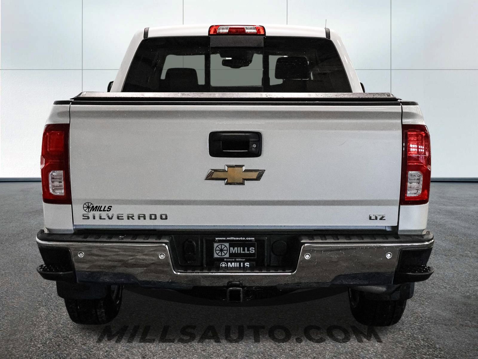 Used 2018 Chevrolet Silverado 1500 LTZ w/ LTZ Plus Package image 8