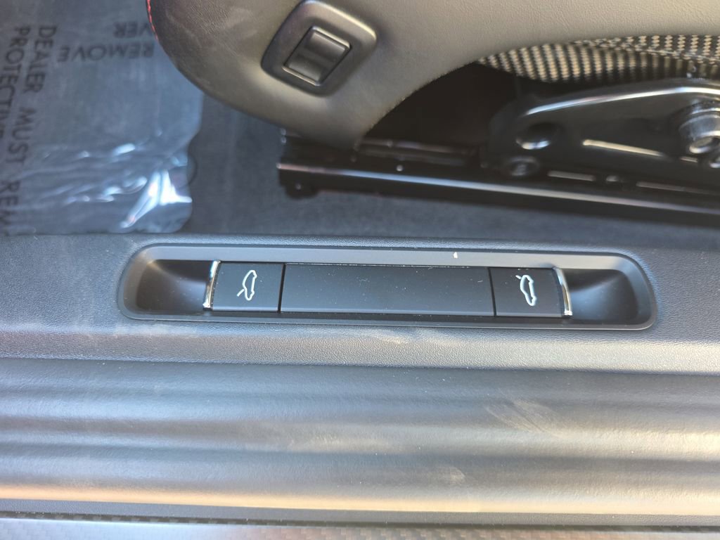 Certified 2025 Porsche 718 Cayman GT4 RS image 23