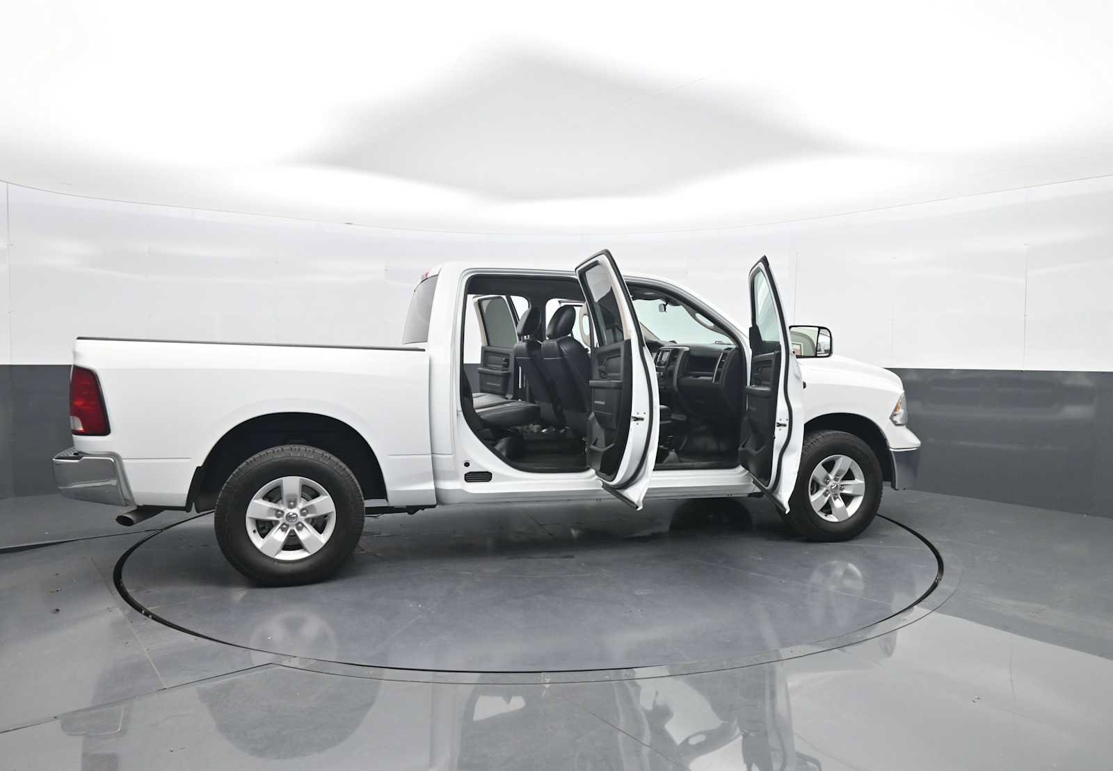 Used 2022 RAM 1500 Tradesman w/ Chrome Appearance Group AWD/4WD image 48