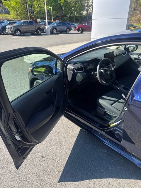 Used 2023 Toyota Corolla LE FWD image 14