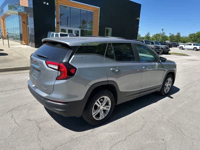 Used 2024 GMC Terrain SLE AWD/4WD image 20