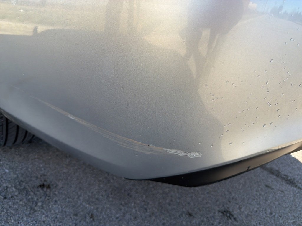 Used 2017 Toyota Camry SE w/ Moonroof Package image 24