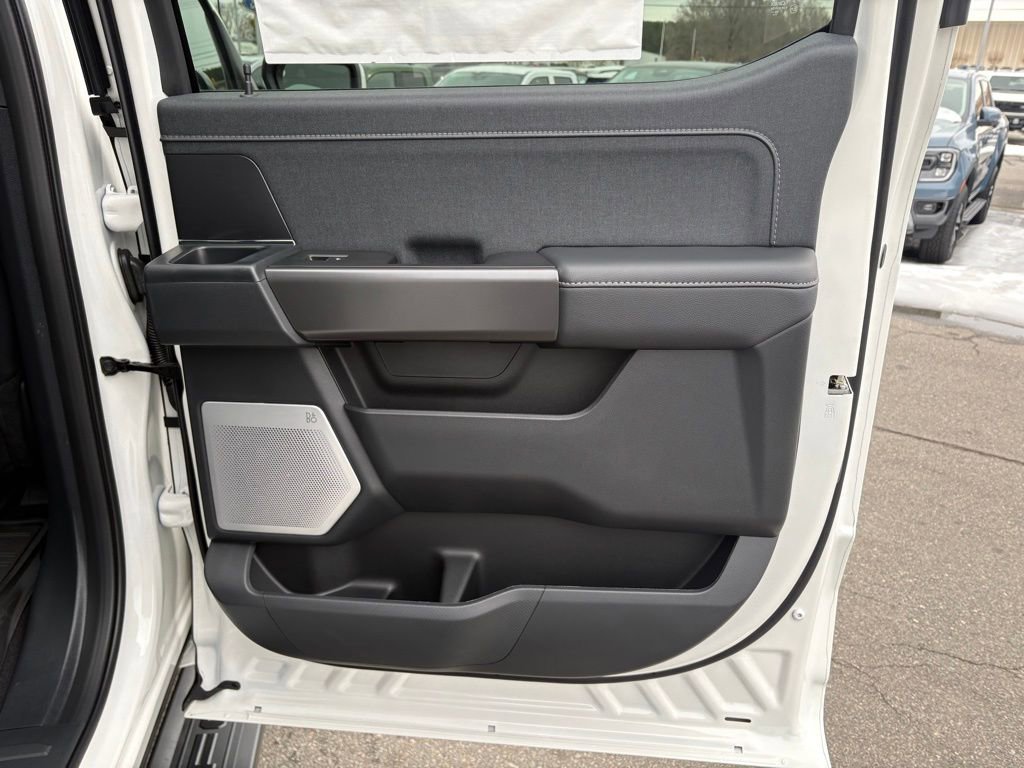 New 2026 Ford F150 Lariat w/ Equipment Group 502A High image 19