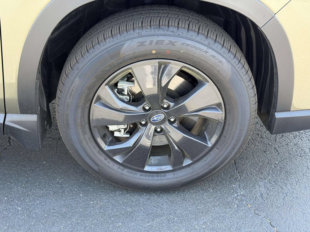 Certified 2026 Subaru Ascent Premium AWD/4WD image 9
