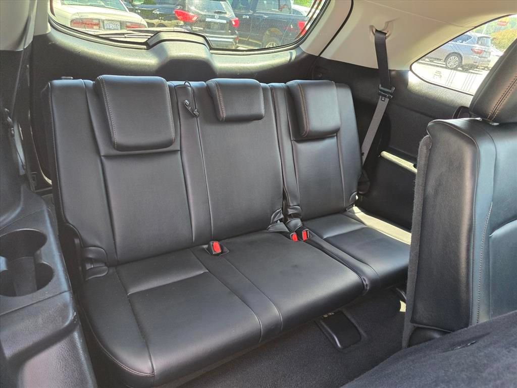 Used 2016 Toyota Highlander XLE AWD/4WD image 14