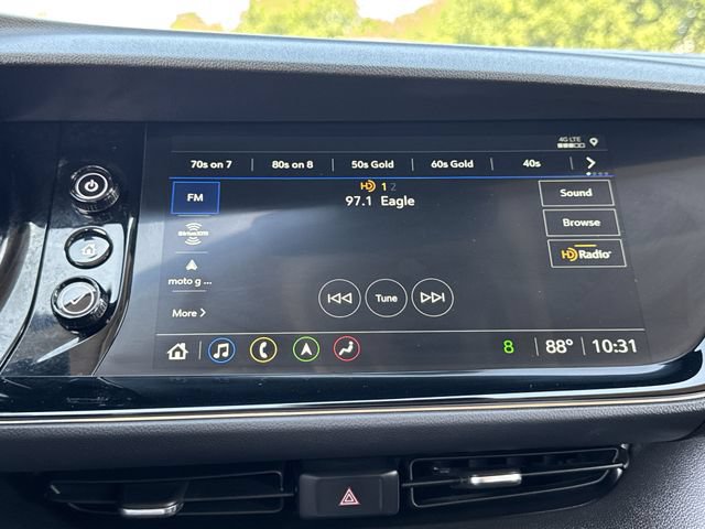 Used 2022 Buick Envision Avenir w/ Technology Package II FWD image 16