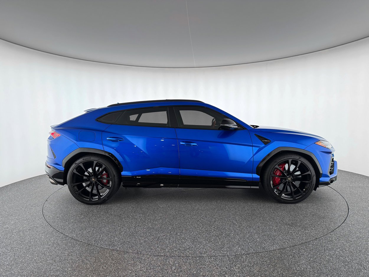 Used 2022 Lamborghini Urus image 6