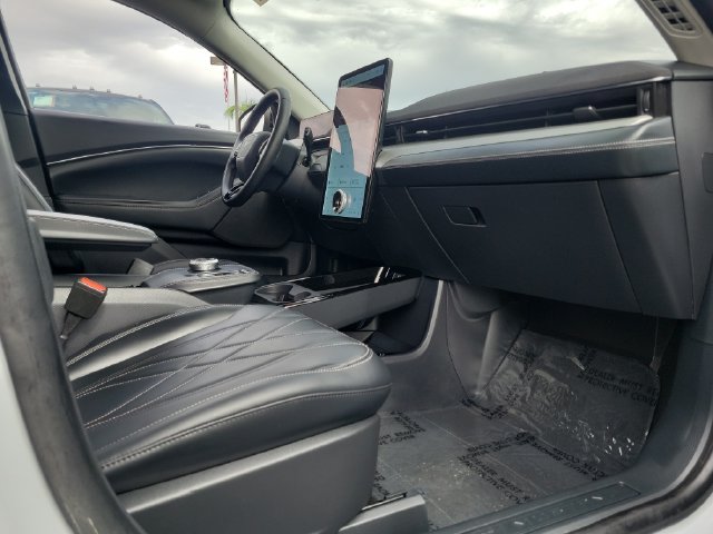 Used 2023 Ford Mustang Mach-E Select RWD image 23