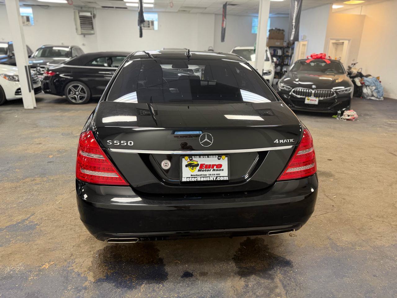 Used 2010 Mercedes-Benz S 550 4MATIC image 7