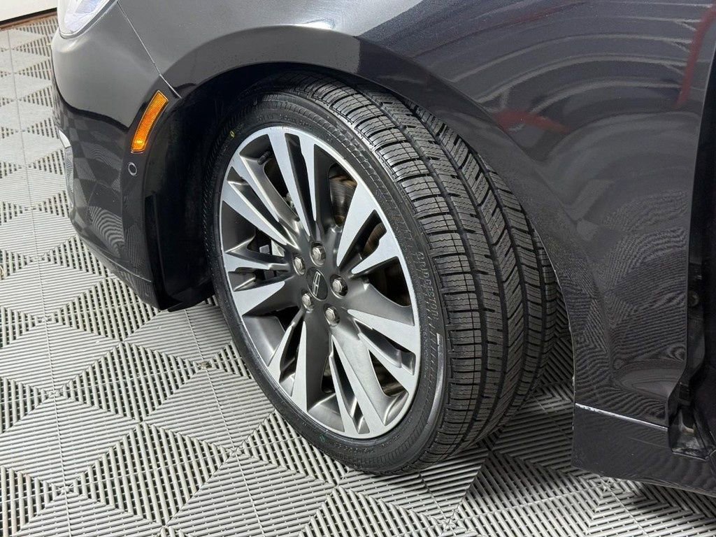 Used 2020 Lincoln MKZ Reserve image 13