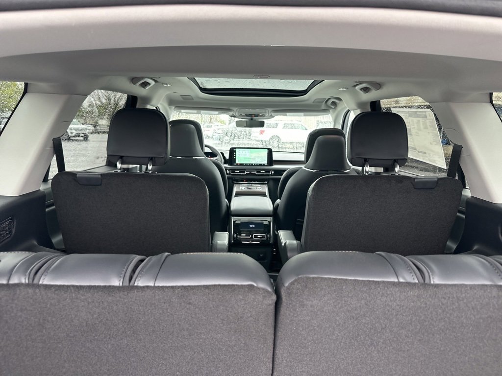 New 2025 Lincoln Aviator Reserve w/ Equipment Group 201A image 25