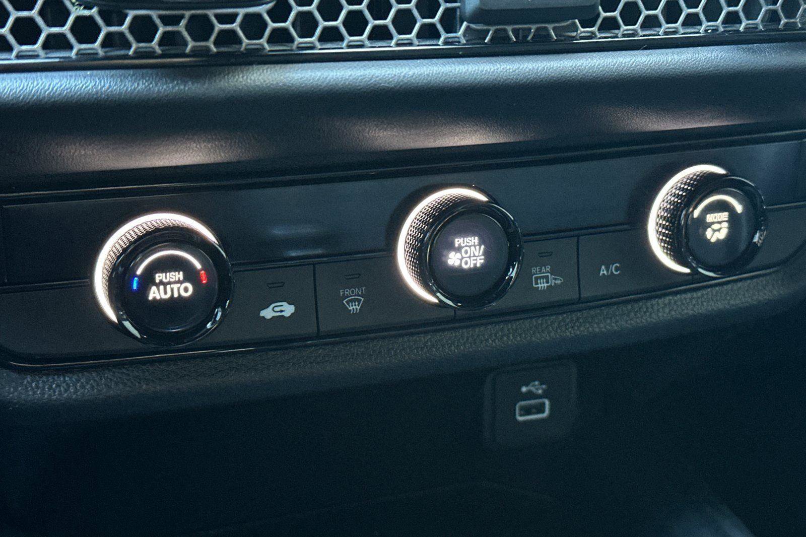 Used 2024 Honda HR-V Sport image 19