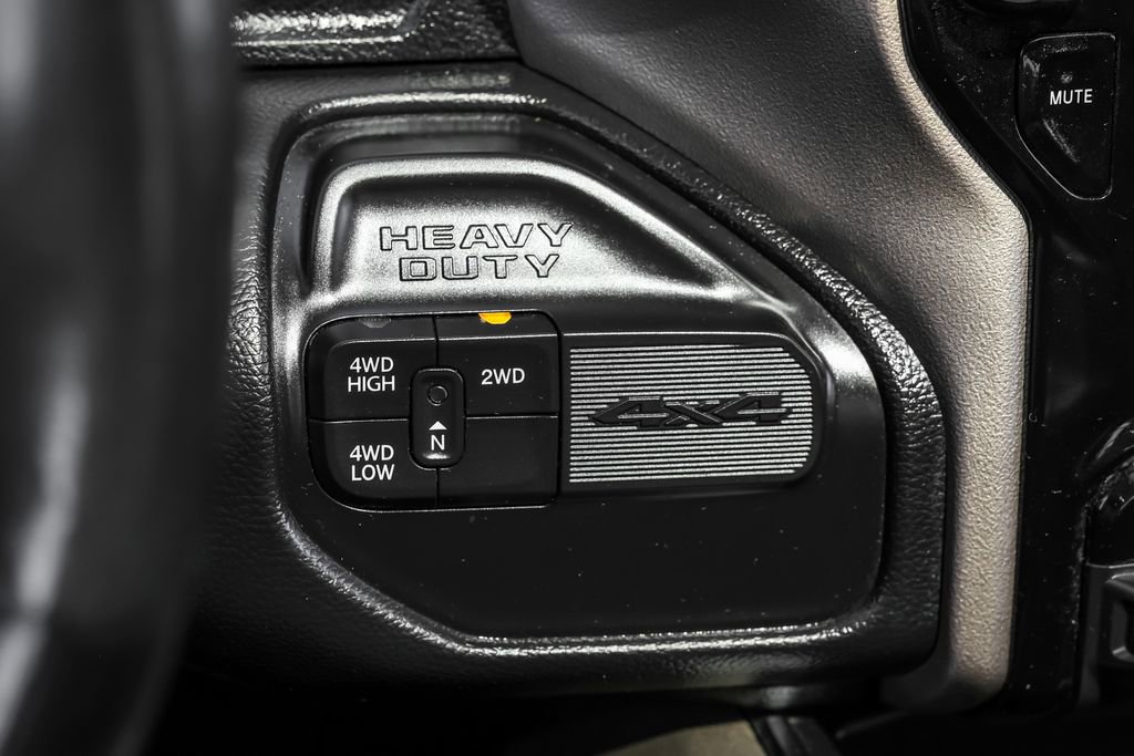 Used 2020 RAM 3500 Laramie image 33