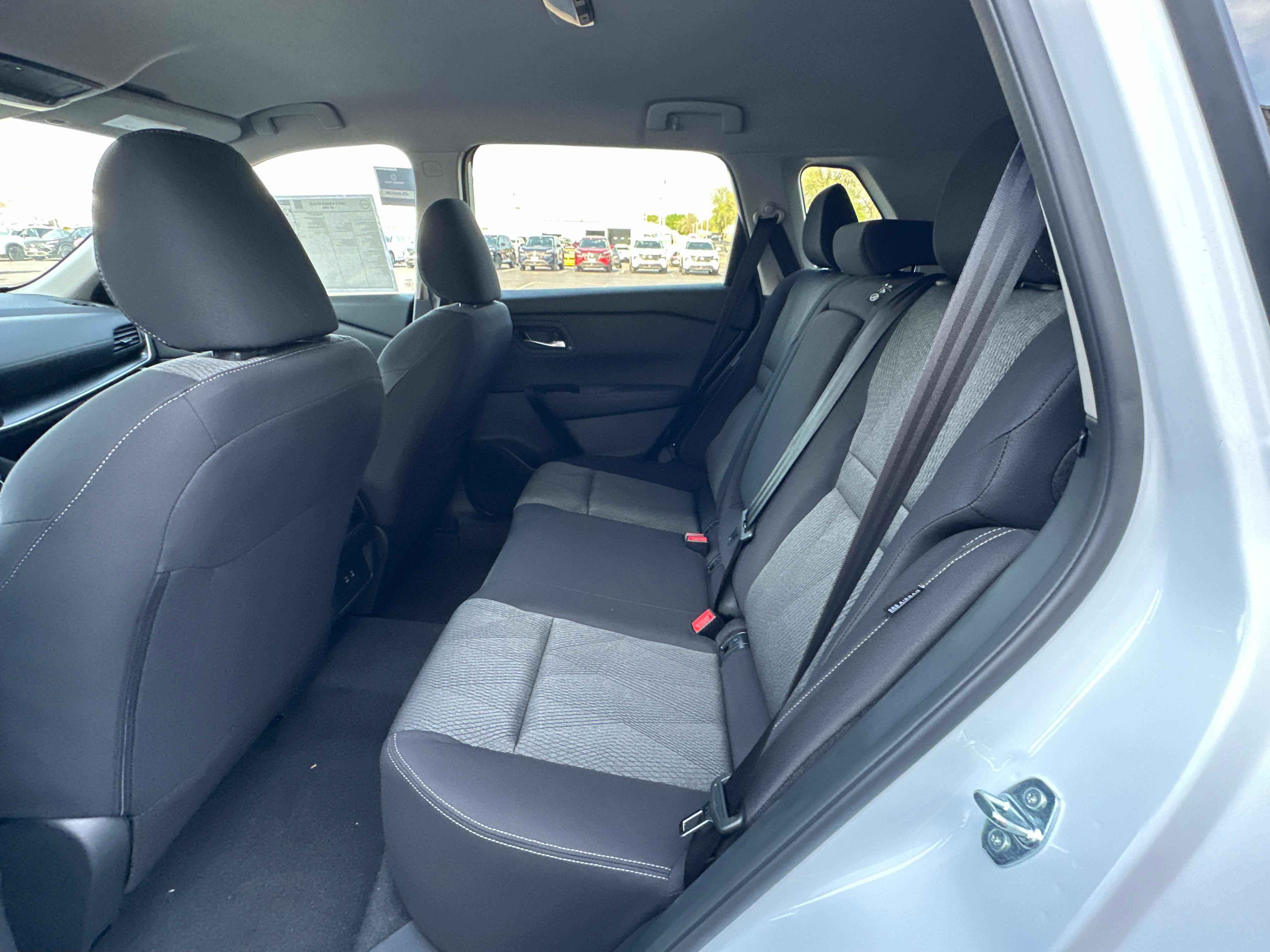 New 2026 Nissan Rogue SV w/ Cold Weather Package AWD/4WD image 28